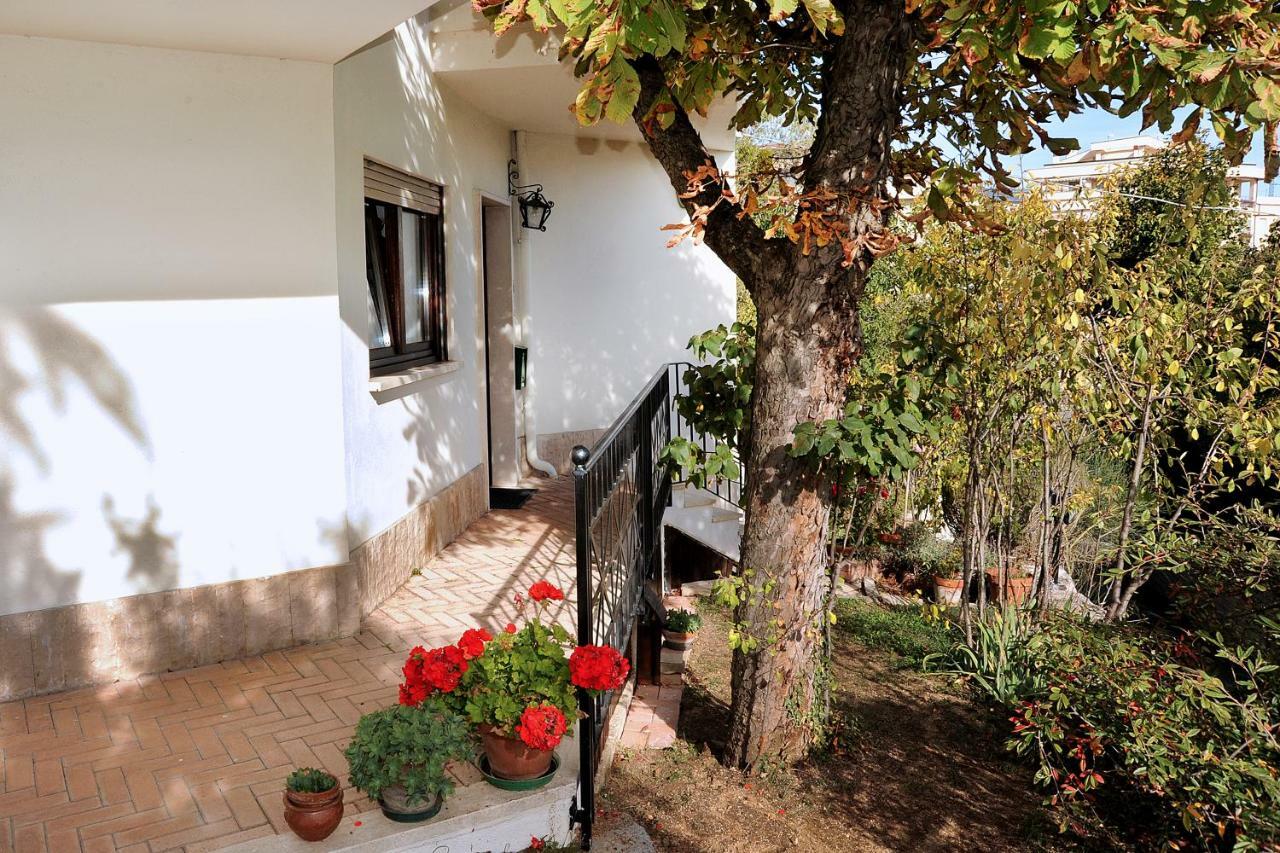 A Casa Di Galdino E Vittorianna Apartamento LʼAquila Exterior foto
