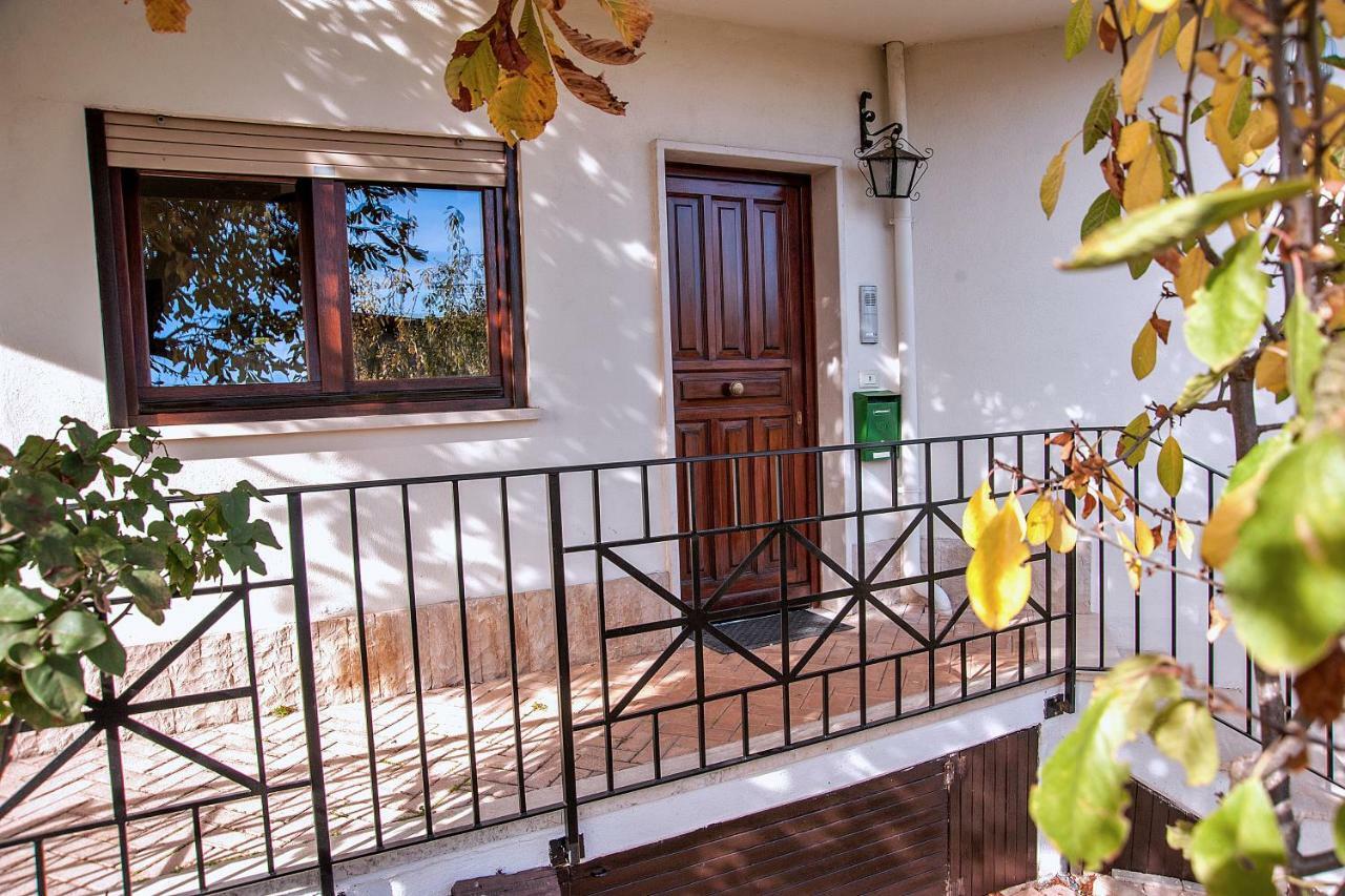 A Casa Di Galdino E Vittorianna Apartamento LʼAquila Exterior foto